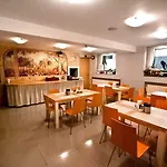 Kracow 3* كراكوفيا