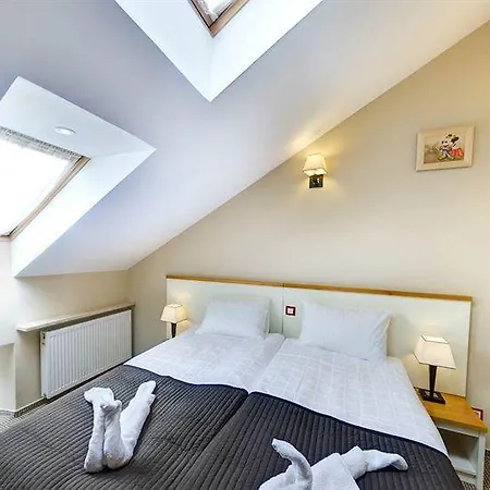 Kracow Lägenhetshotell 3*